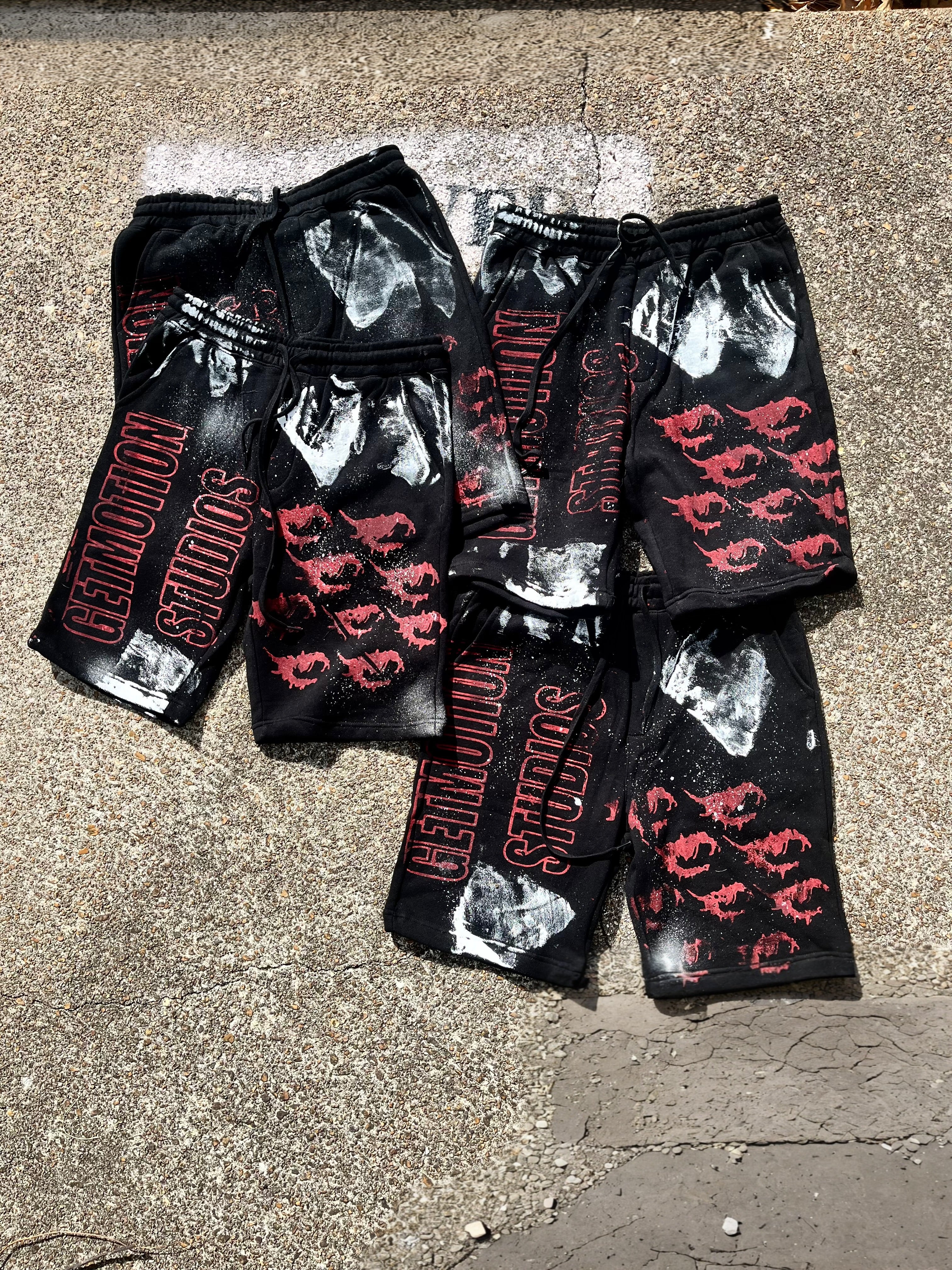 GETMOTION STUDIO SHORTS red/black