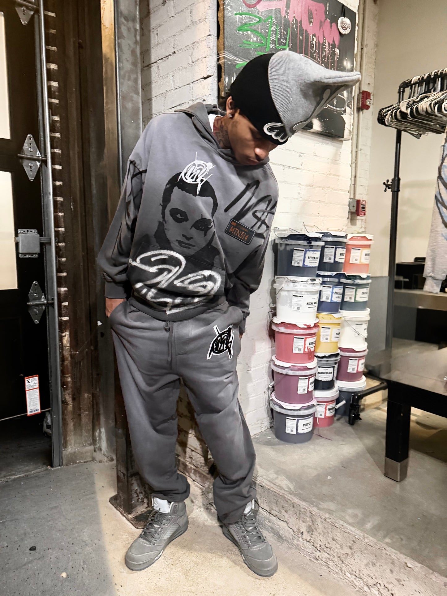 Wolf grey hoodie Set (hoodie and pants)