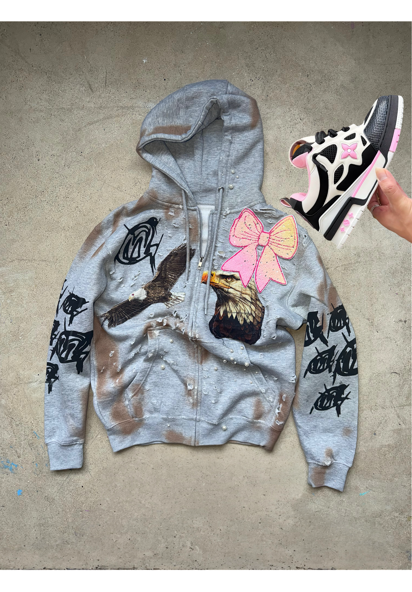 Grey eagle Bow Zip-Up ( only 1 made)
